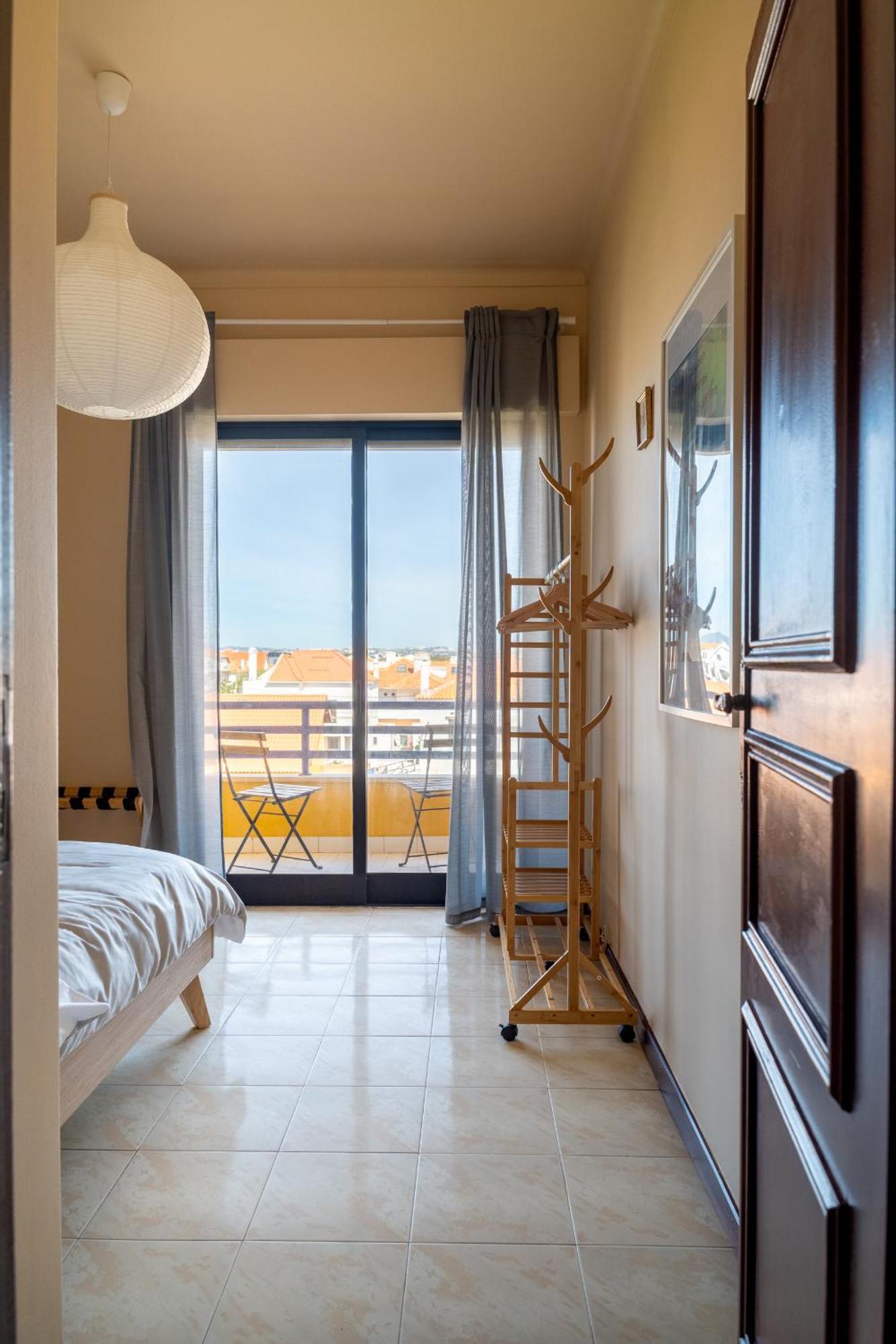 Sea View & Sundown, 150M From The Beach And Surf Spots Costa da Caparica Exterior foto