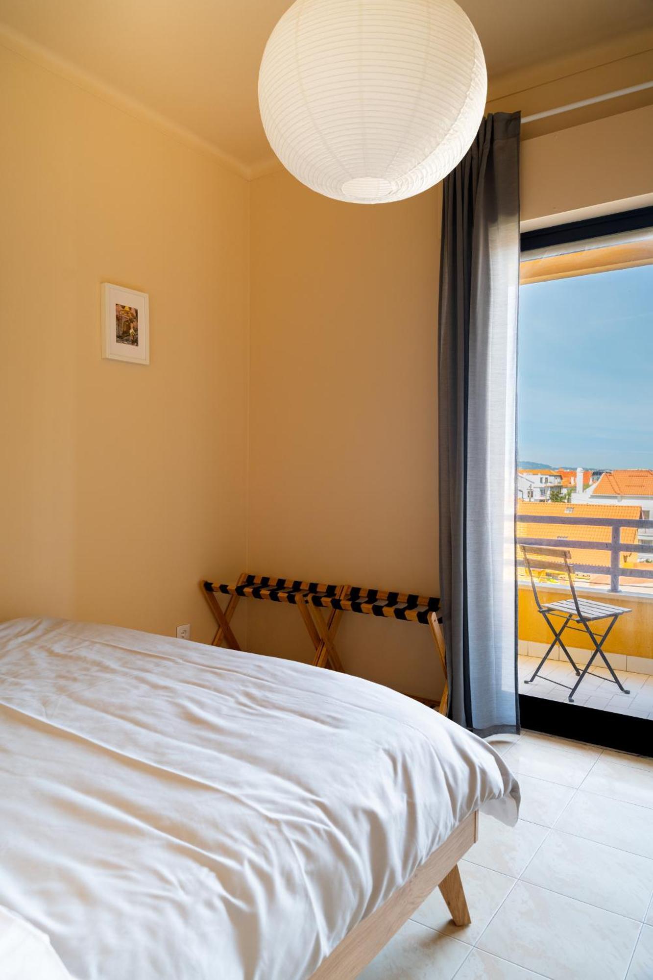 Sea View & Sundown, 150M From The Beach And Surf Spots Costa da Caparica Exterior foto